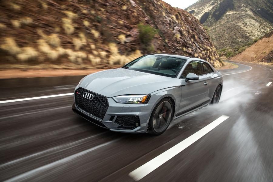  Audi RS5 Coupe 2018 года  (WW) (фото 18 из 40)